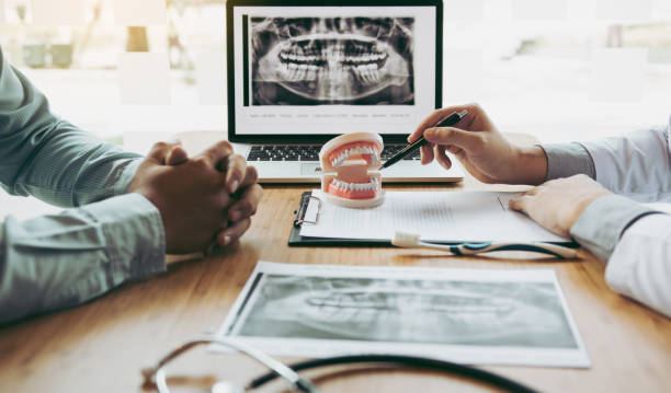 Best Cracked Tooth Emergency Dentist  in Valley View, OH
